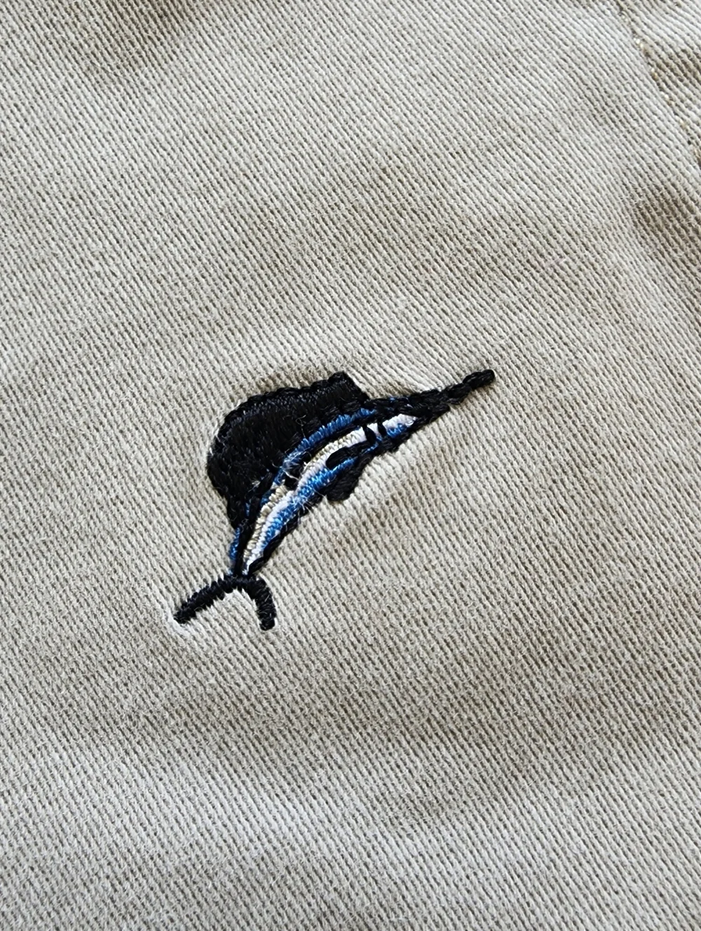 Southern Pines Blue Marlin Embroidered Khaki Shorts Men’s 34